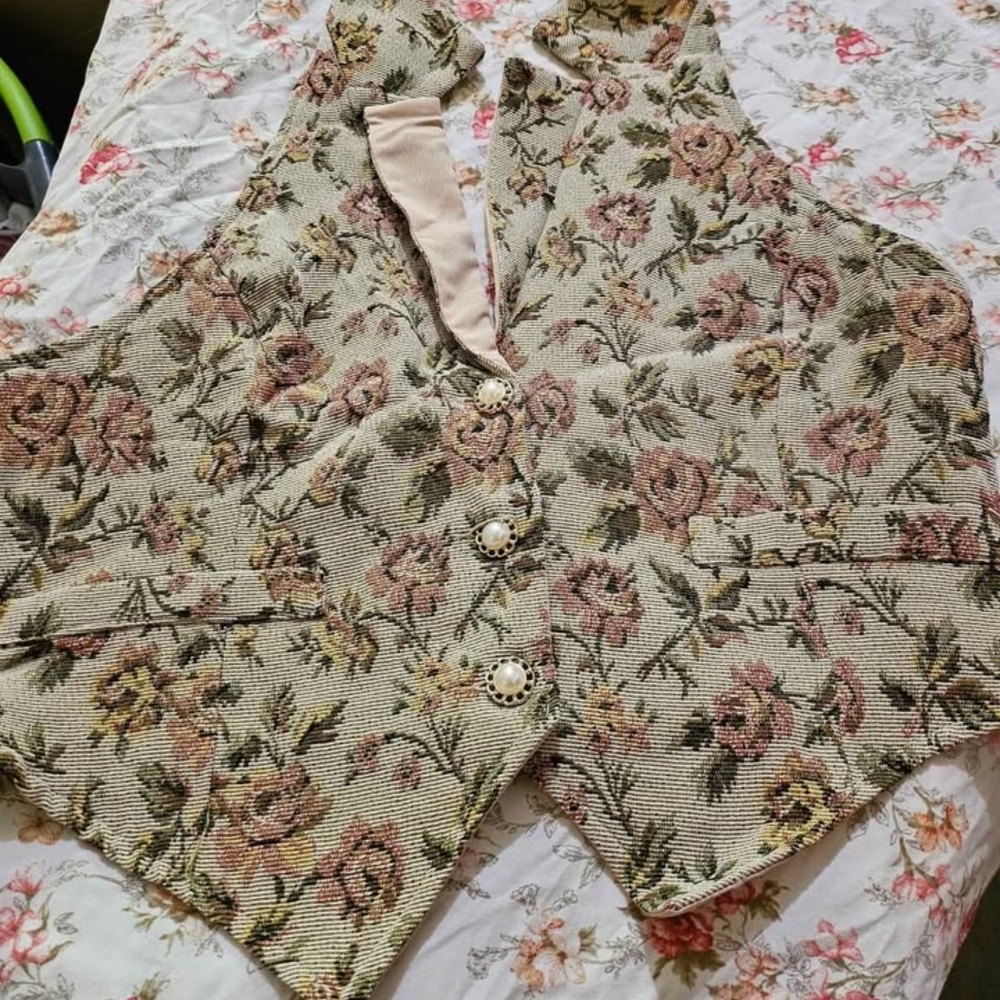 Floral Beige Women's Vest